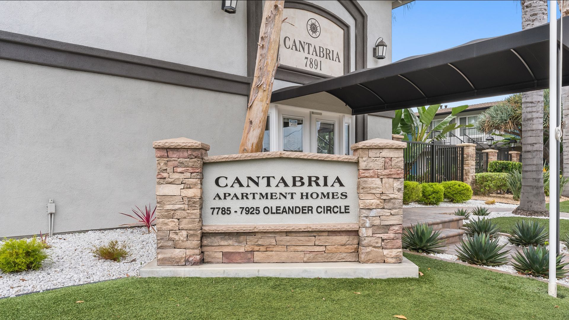 Cantabria Apartments signage