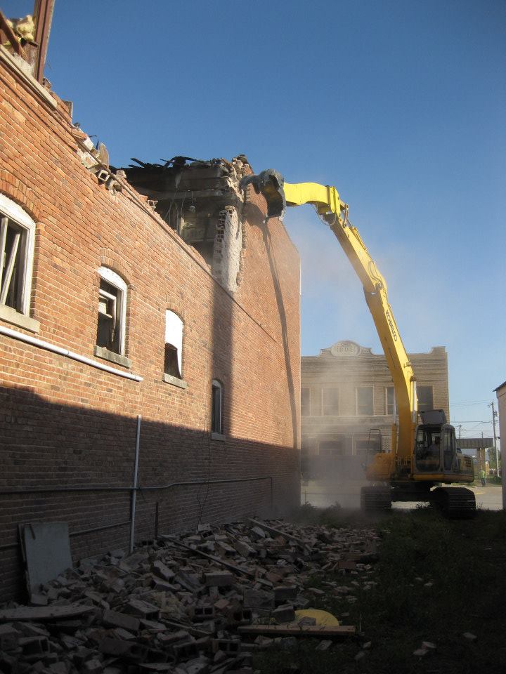 Demolishing Building — St. Lohrville, IA — Gemberling Excavating Demolishing Building — St. Lohrville, IA — Gemberling Excavating