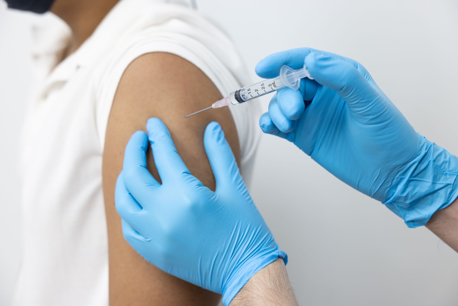 Injecting Biote on Patient