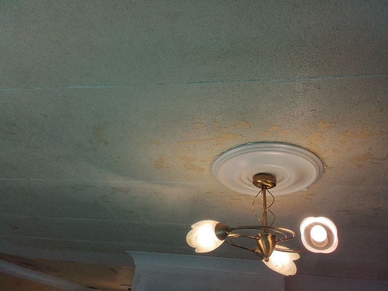 suspect asbestos in artex in an older house