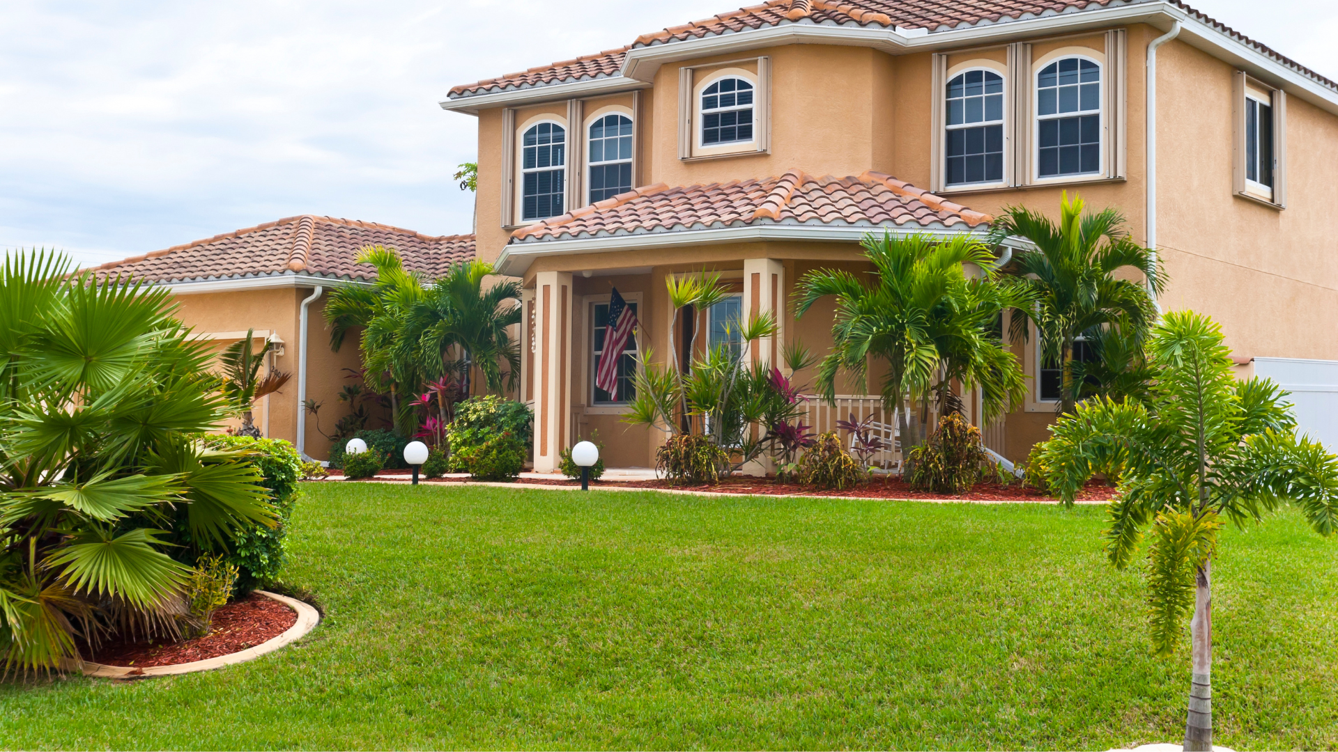 Maintaining a Healthy Lawn in the Heat