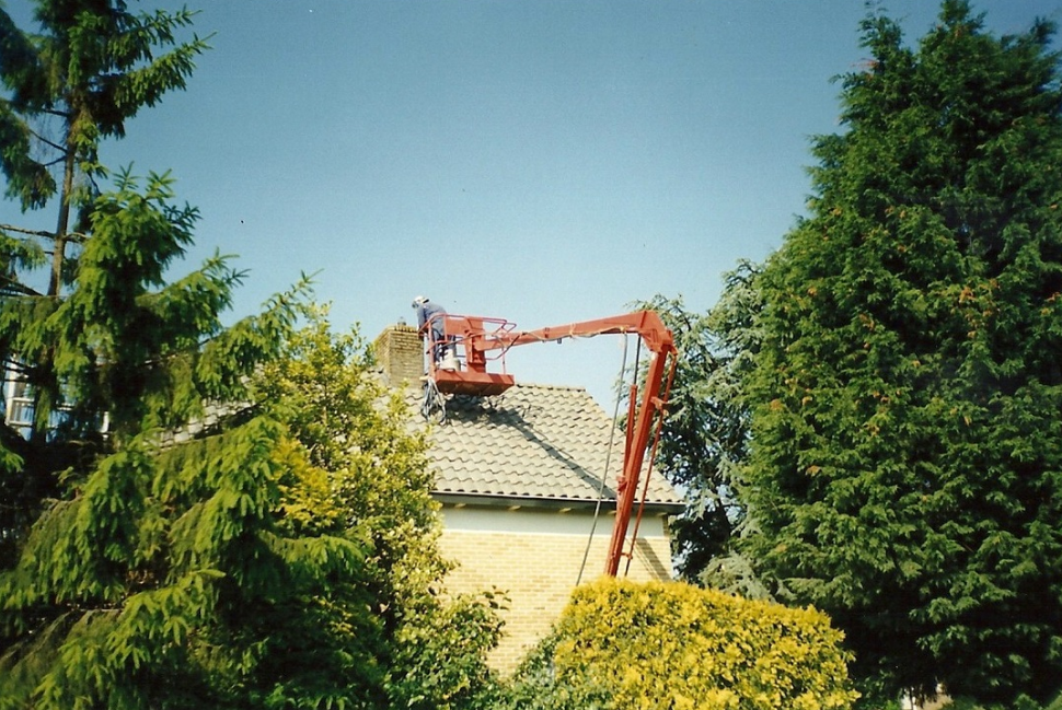 Schoorsteen renovatie voegen verwijderen voegbedrijf.net
