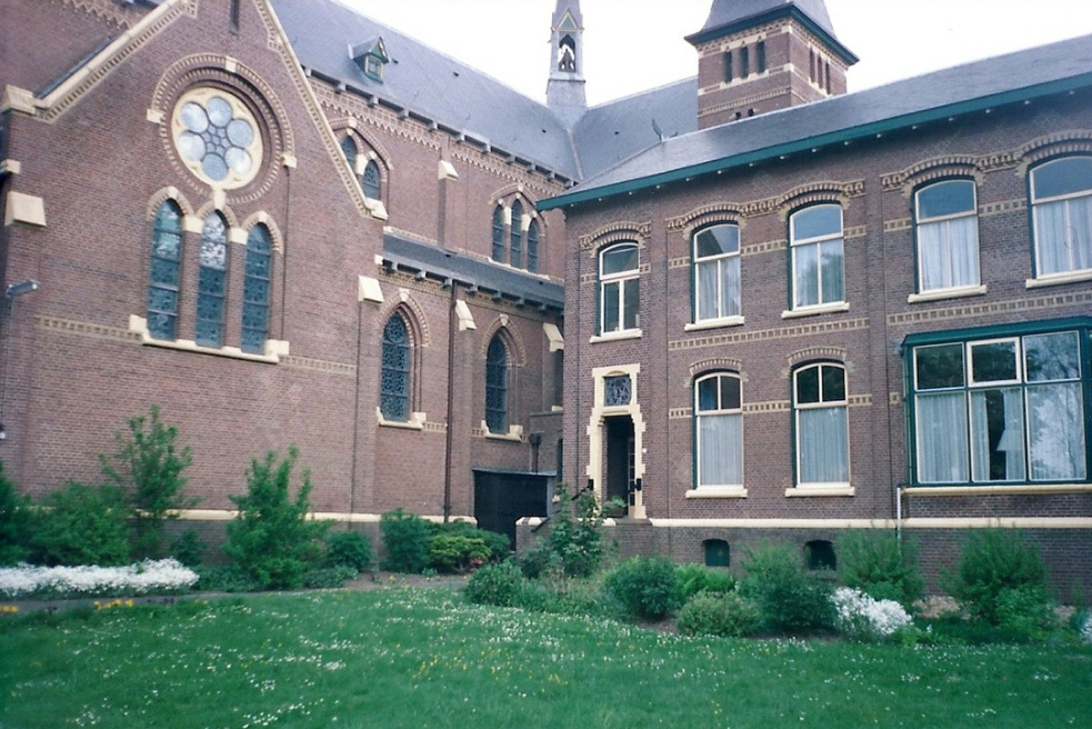 Gevel renovatie kerk Blauwhuis voegbedrijf.net