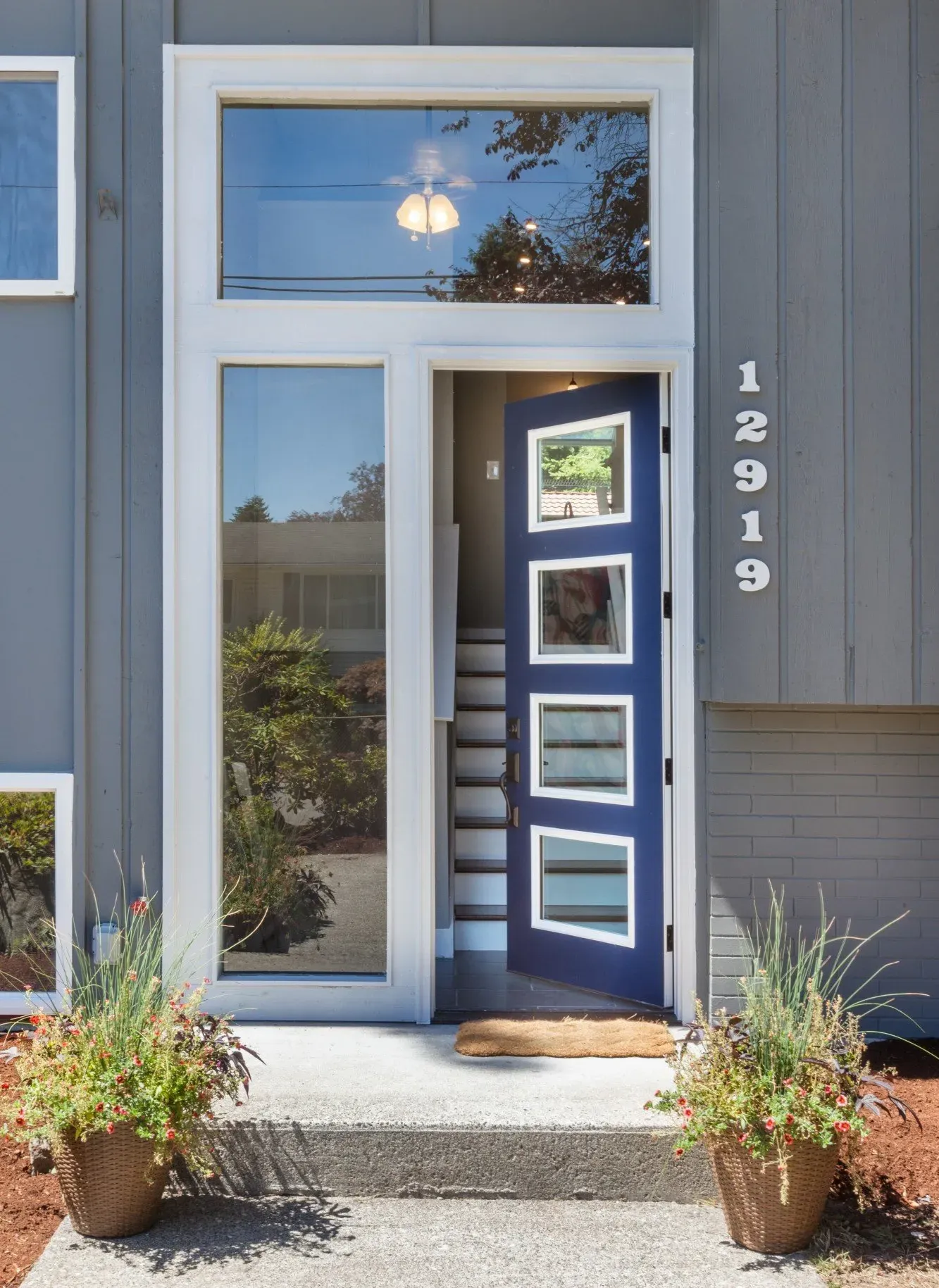Entry Doors: How To Choose the Right One for Your Home