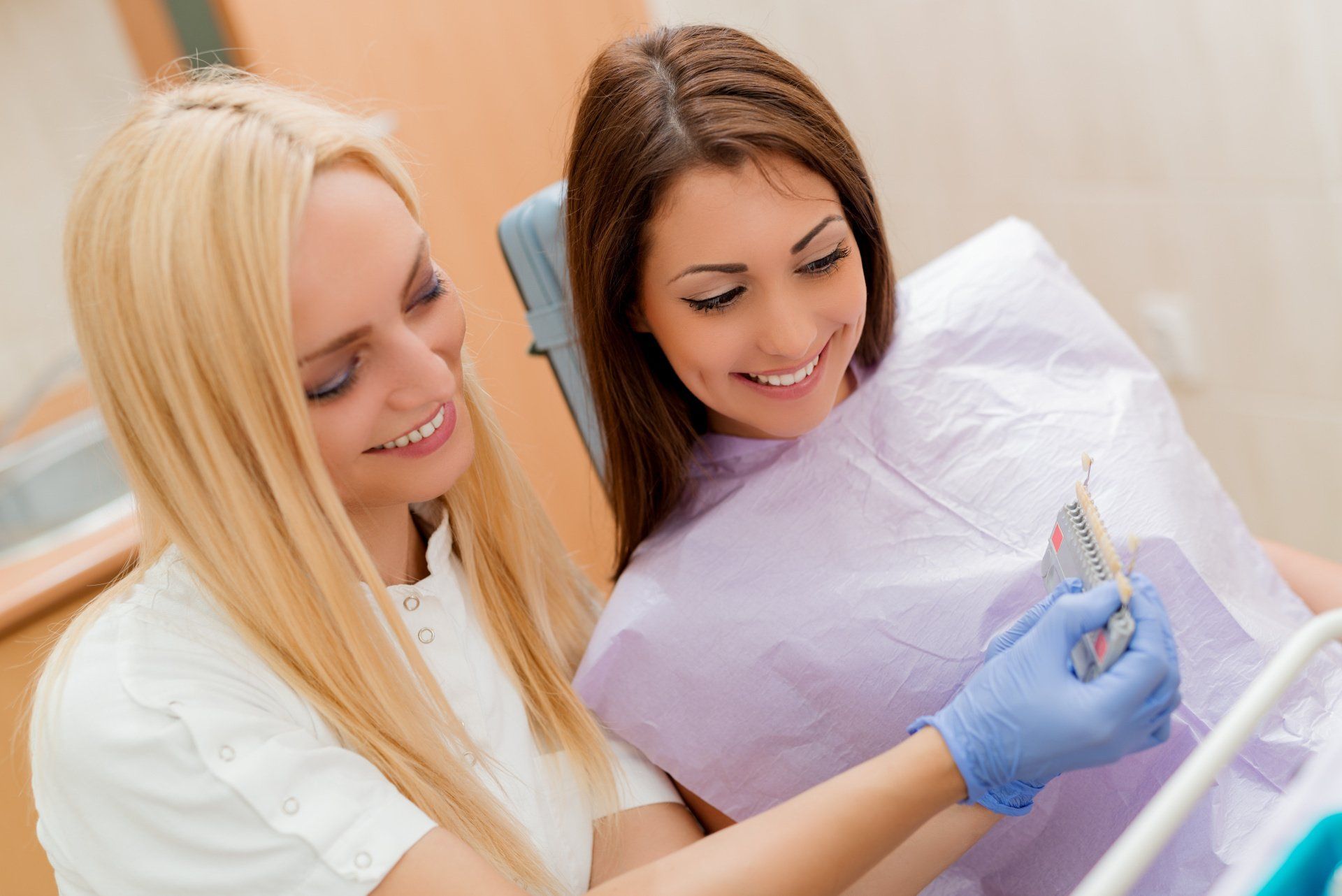 O que é implante dentário? O que é implante dentário?