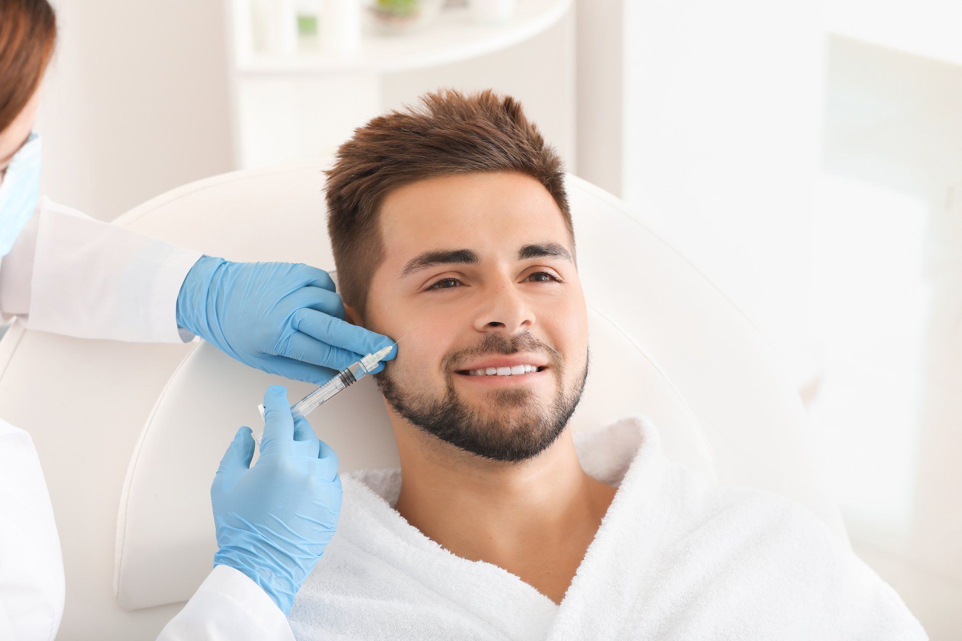 O que é implante dentário? O que é implante dentário?