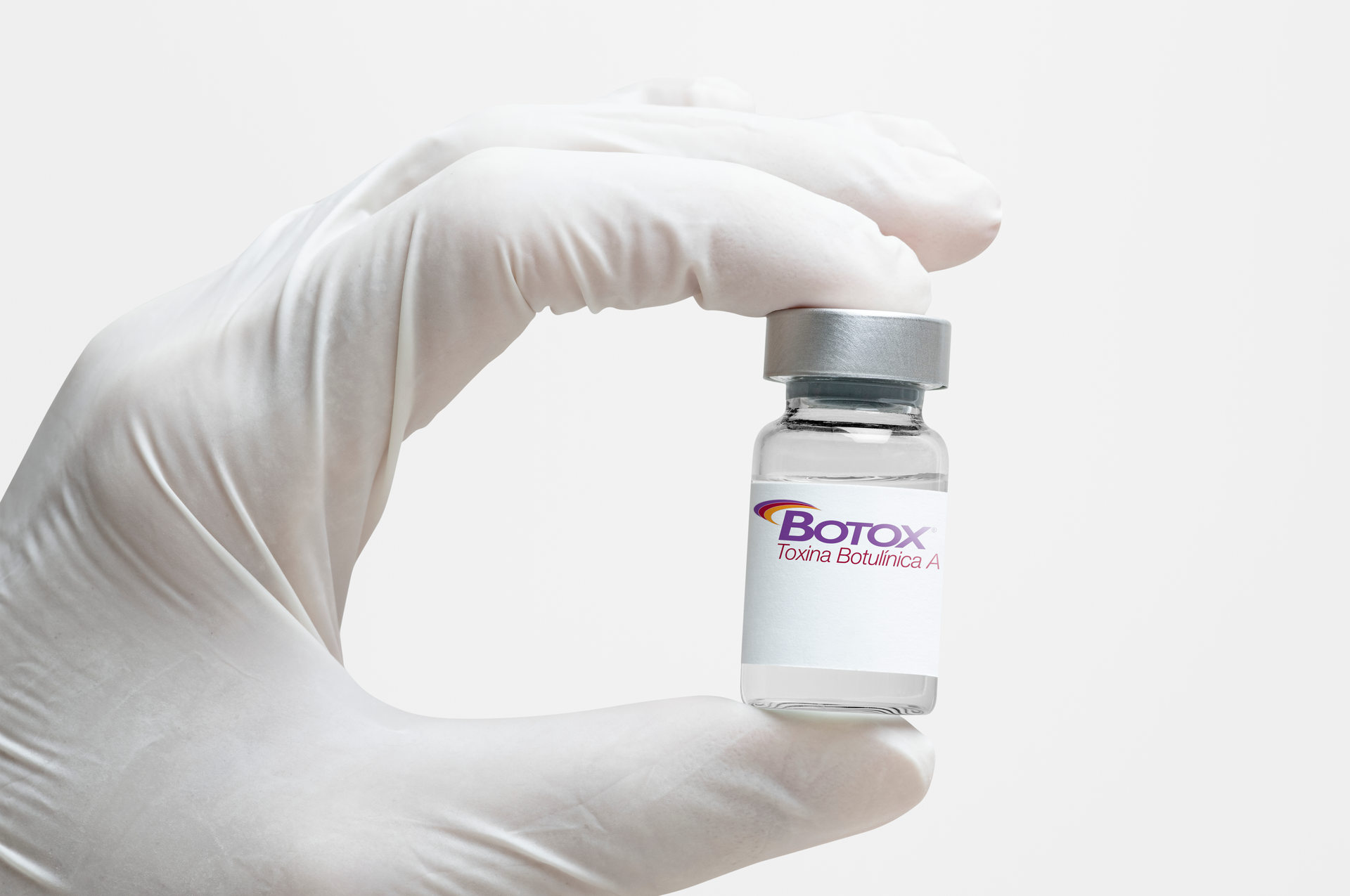 O que é implante dentário? O que é implante dentário?