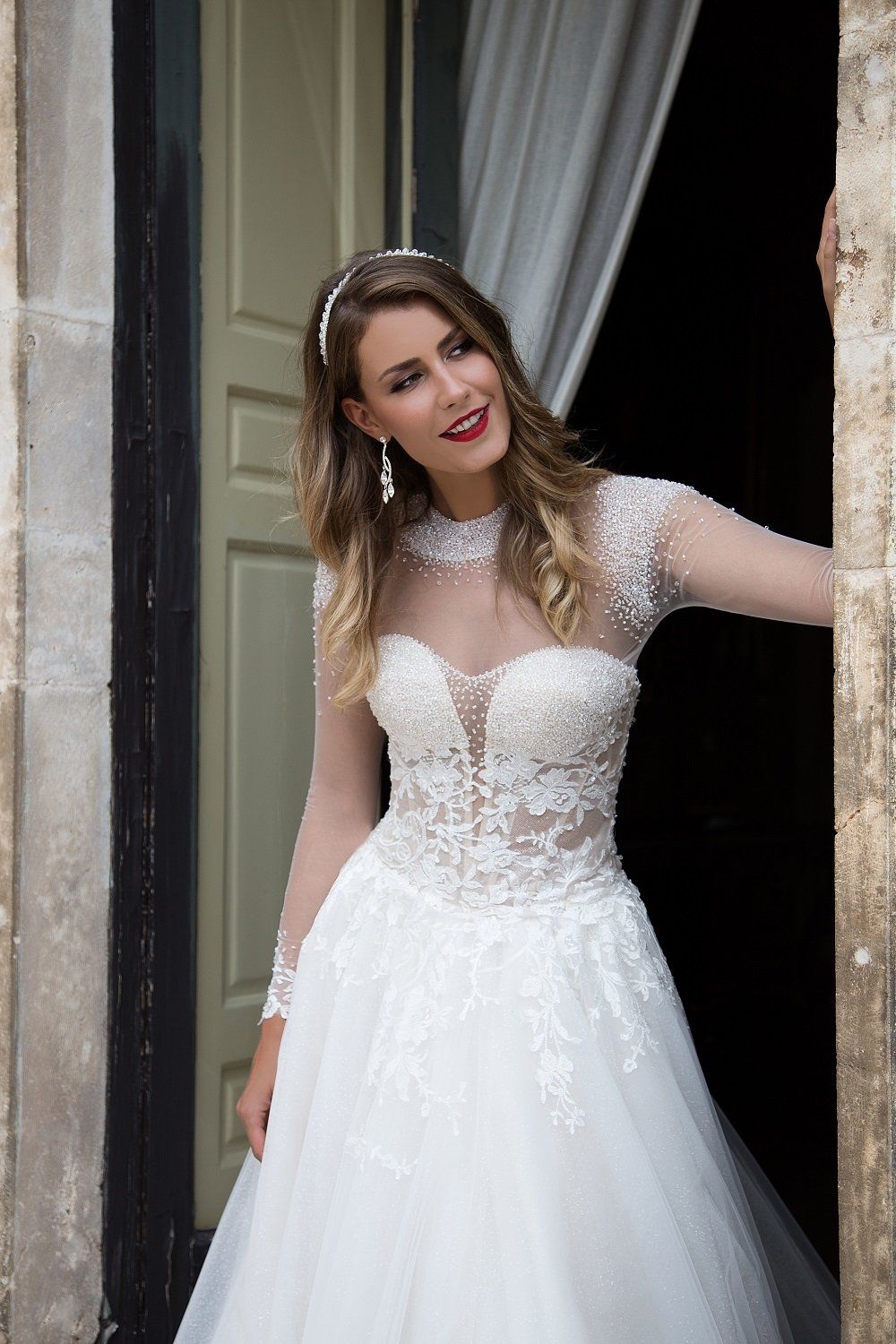 abito da sposa prezioso