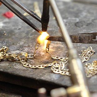Chain Repair — Russellville, AL — Artistic Jewelry and Repair Chain Repair — Russellville, AL — Artistic Jewelry and Repair