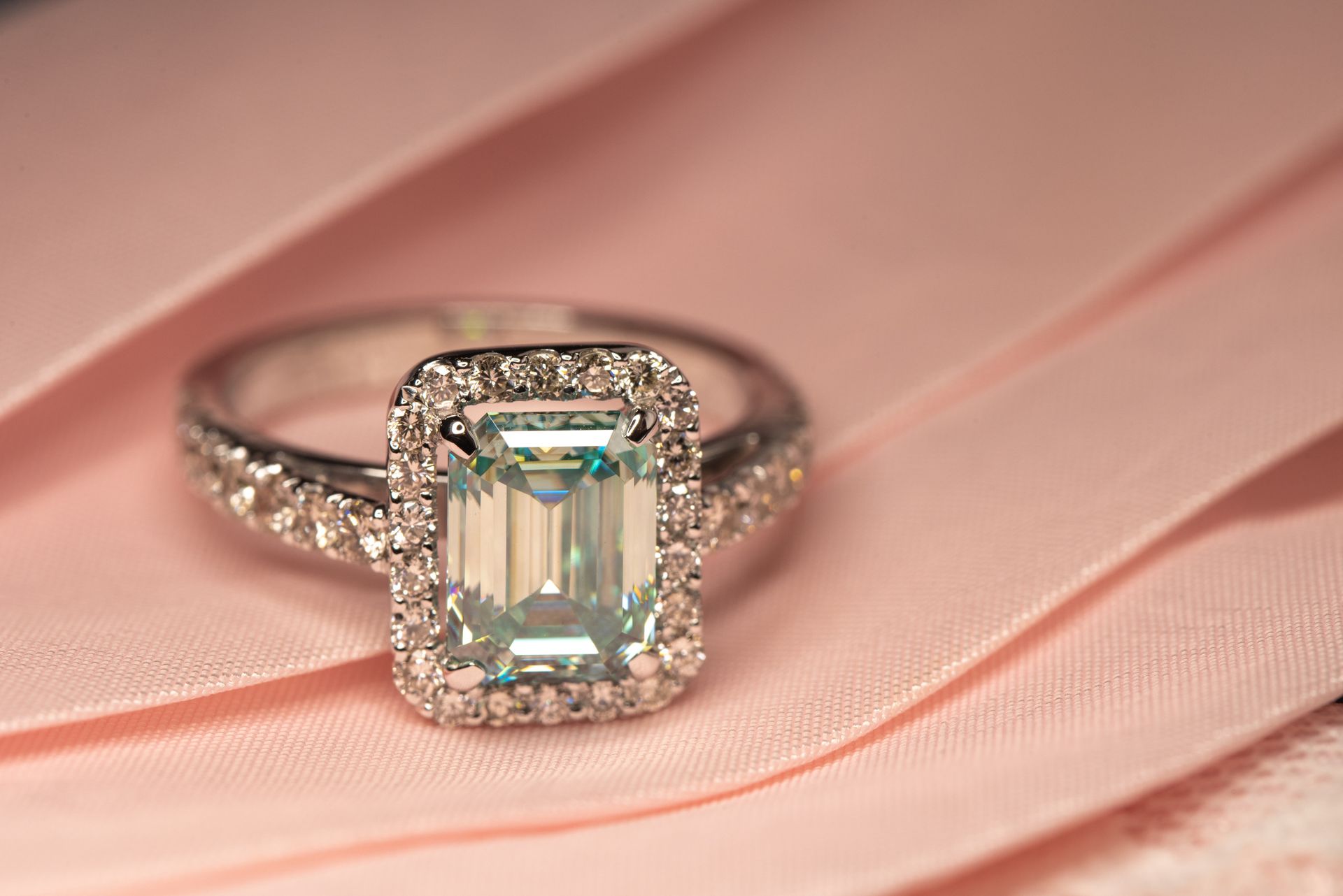 Diamond Ring — Russellville, AL — Artistic Jewelry and Repair Diamond Ring — Russellville, AL — Artistic Jewelry and Repair