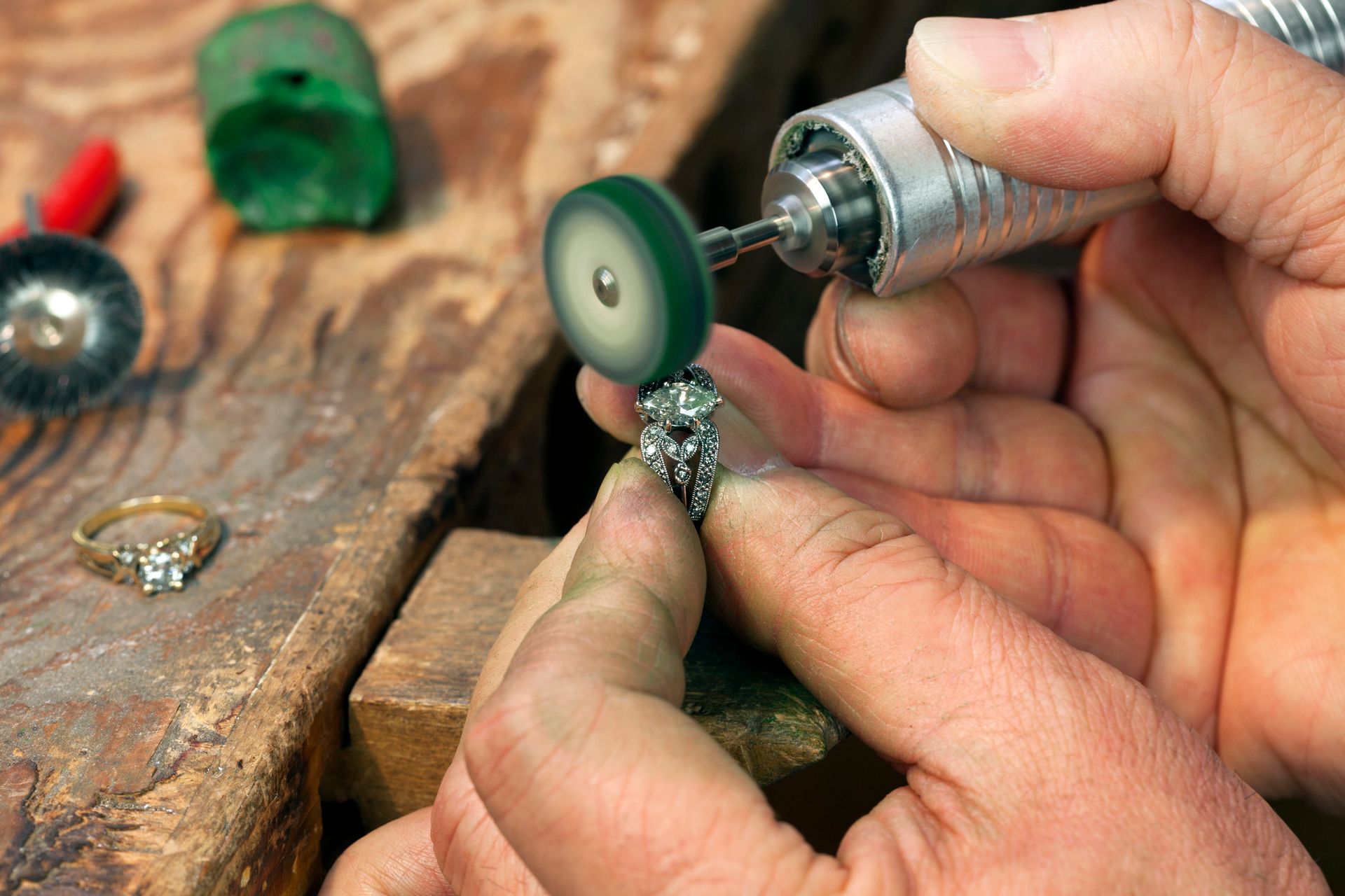 Ring Polishing — Russellville, AL — Artistic Jewelry and Repair Ring Polishing — Russellville, AL — Artistic Jewelry and Repair