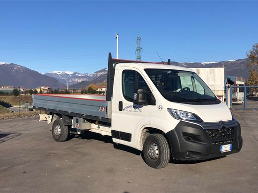 NOLEGGIO FURGONE ISUZU APERTO