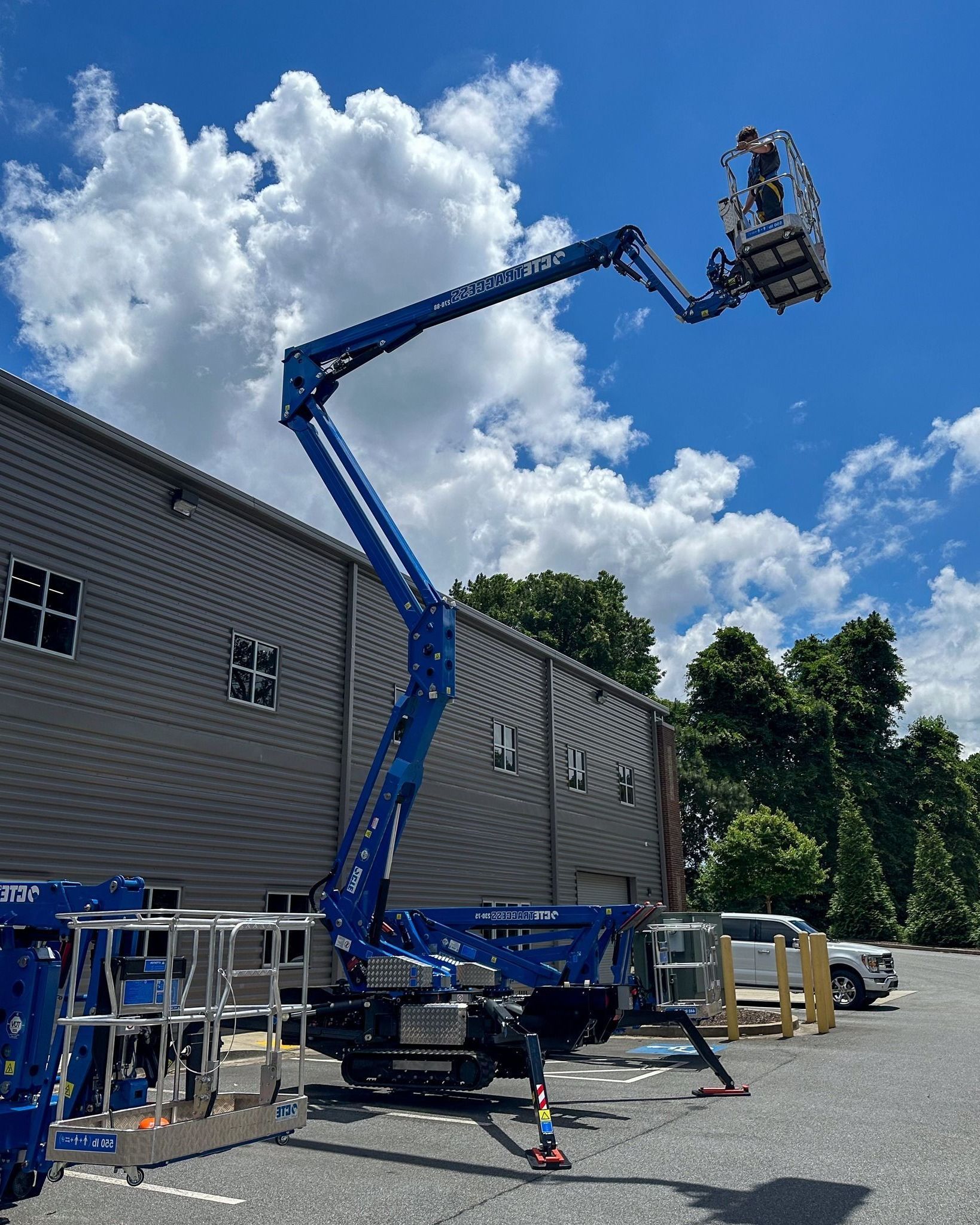 aerial lifts for rental companies