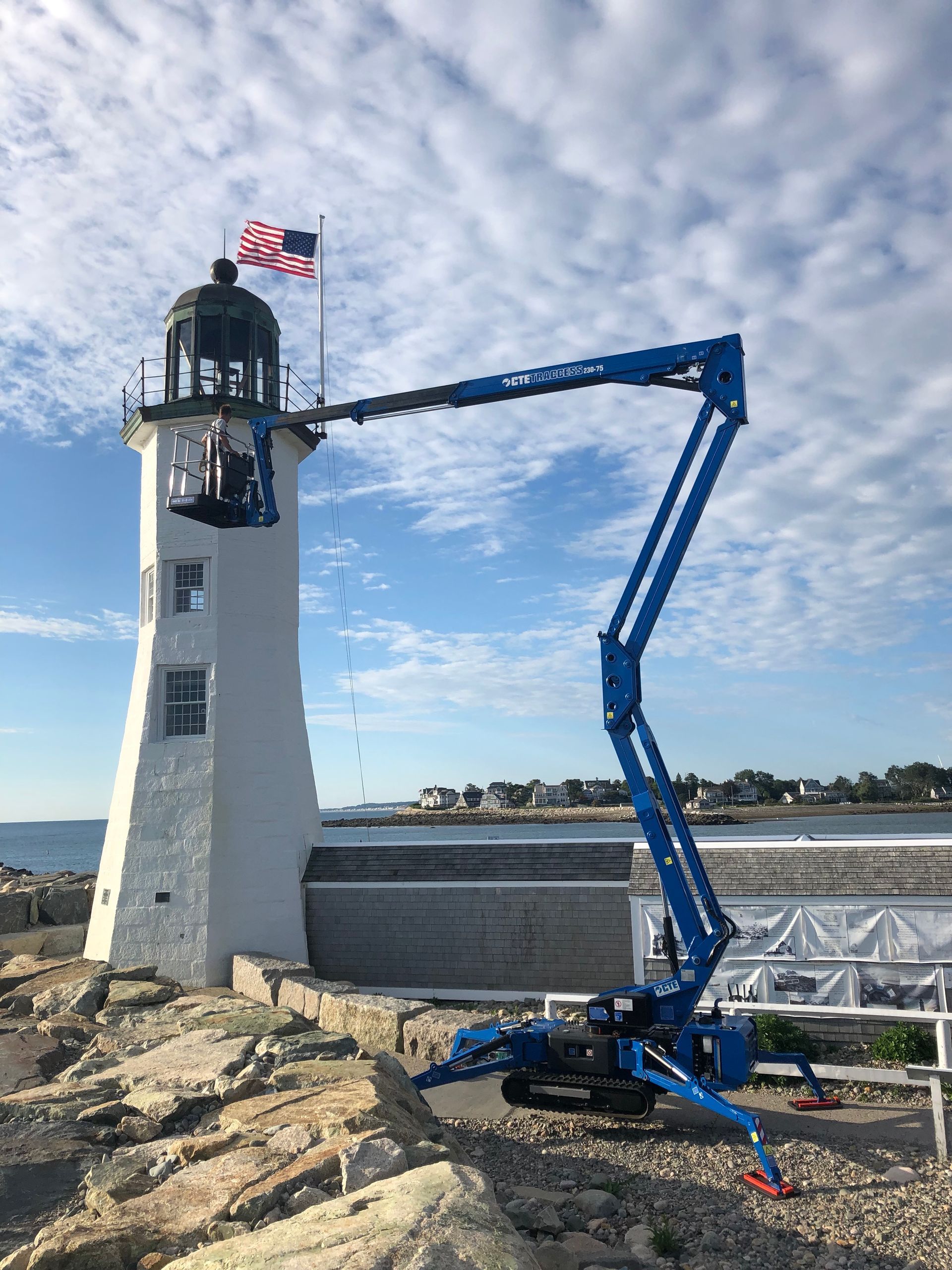 CTE TRACCESS 230-75 Aerial Lifts