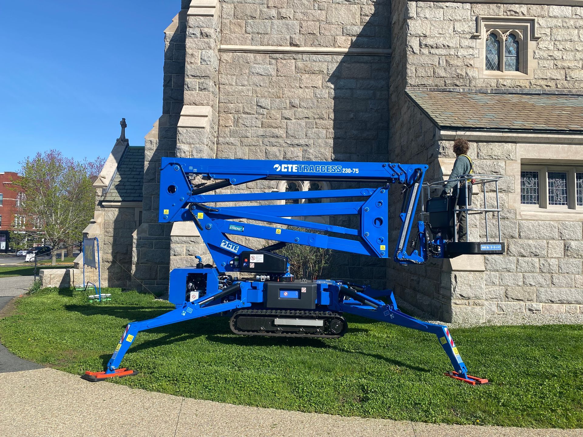 CTE TRACCESS 230-75 Aerial Lifts