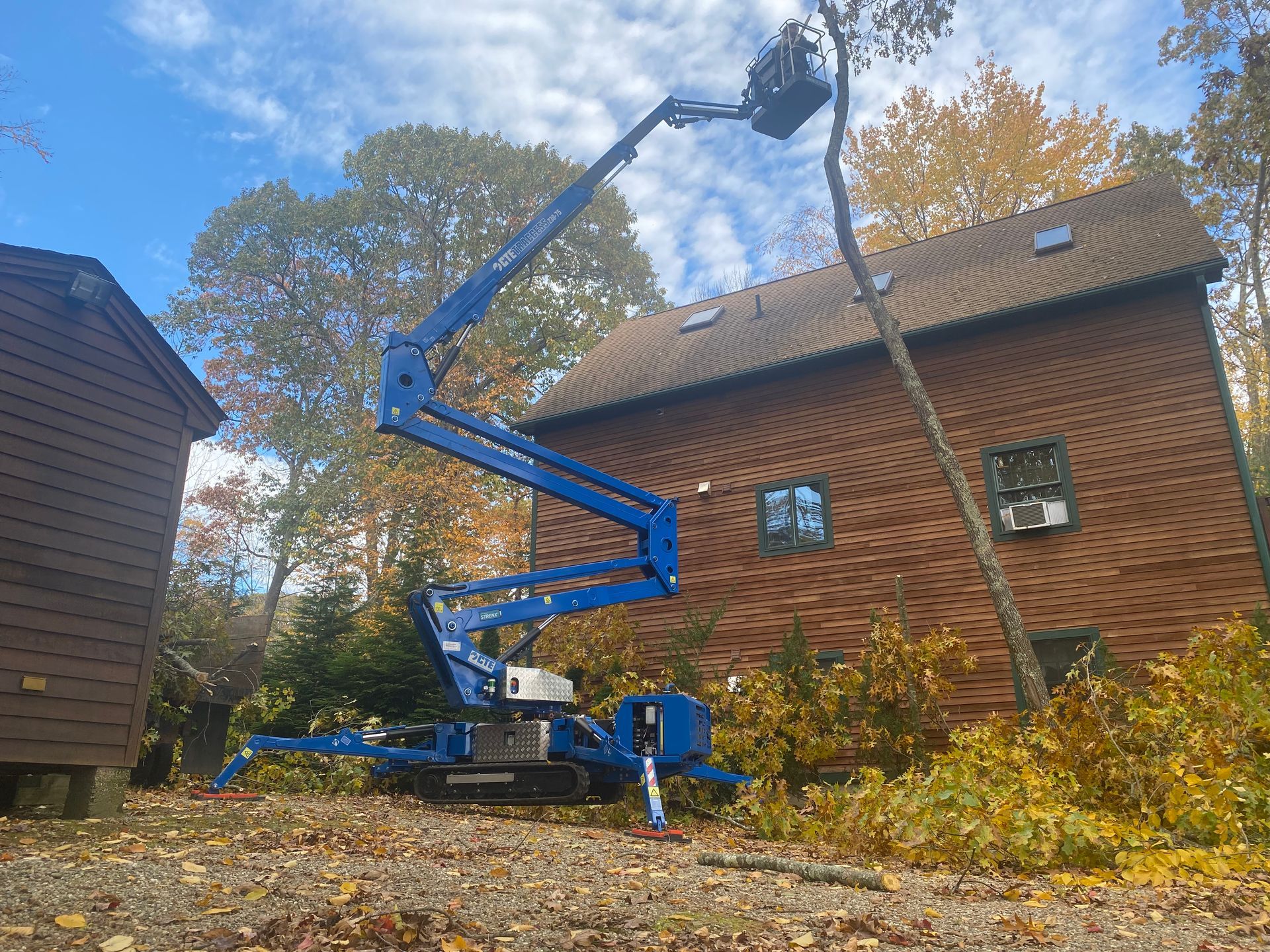 CTE TRACCESS 230-75 Aerial Lifts