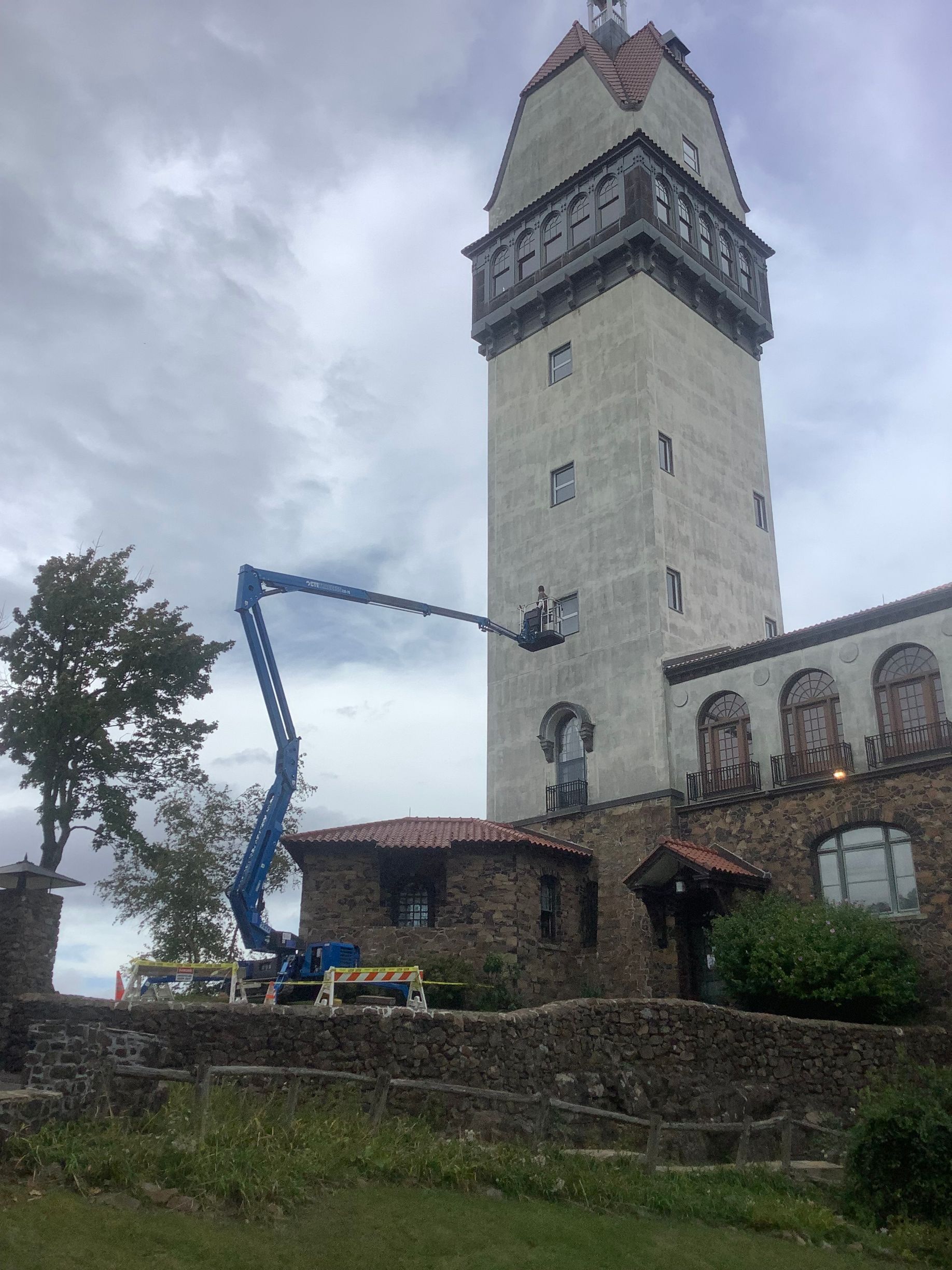 CTE TRACCESS 230-75 Aerial Lifts