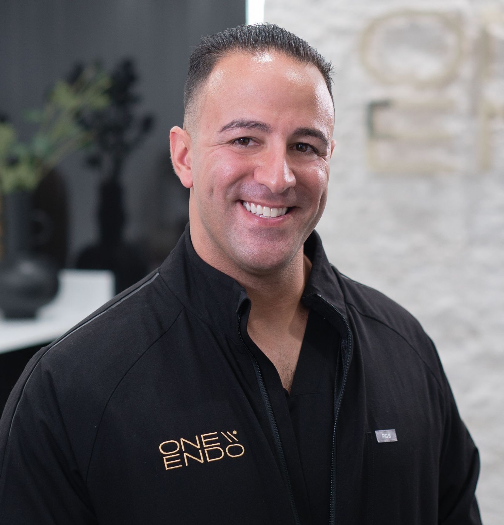 Dr. Nick Matrionni