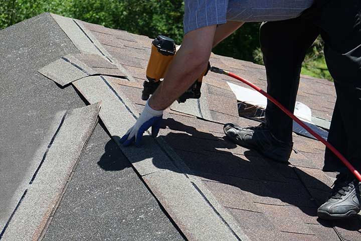 New roof shingle nailing