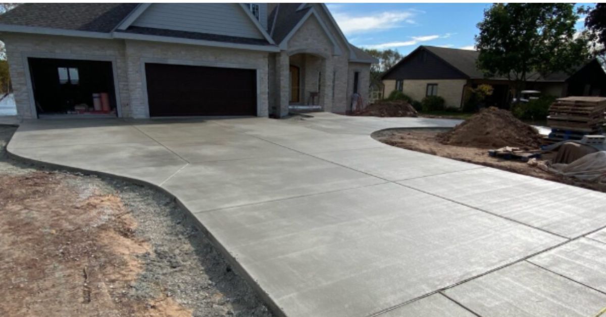 Concrete Driveway Installation Kansas City MO by APC Contractors