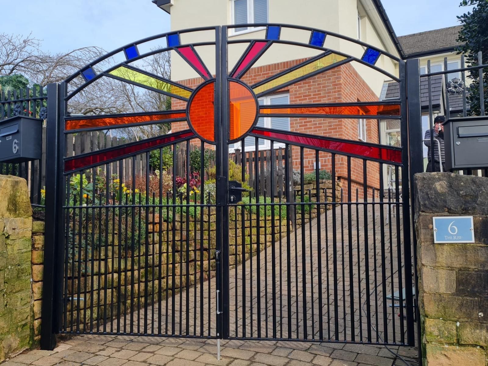 Composite Gates UK - metal driveway gate