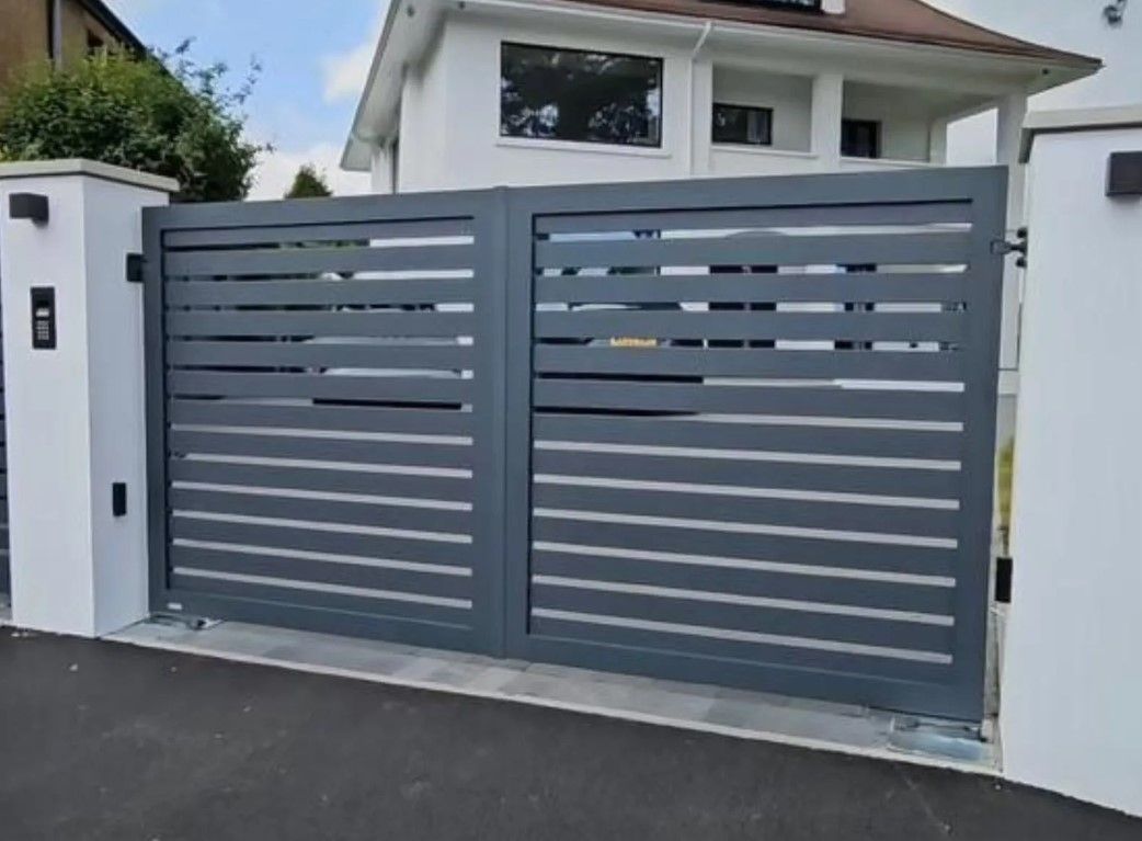 Modern metal driveway gates Cheltenham