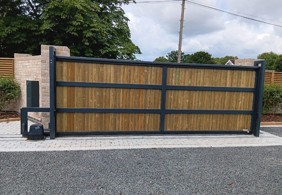 Composite Gates UK sliding automatic gate Sleaford