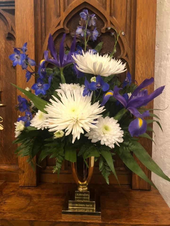 altar flowers, white and blue