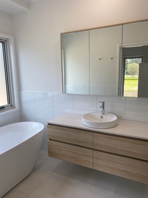 Ferrier+ensuite+1