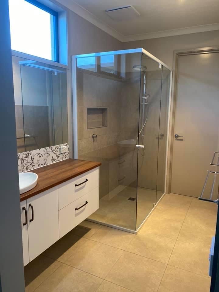 Hughes+ensuite
