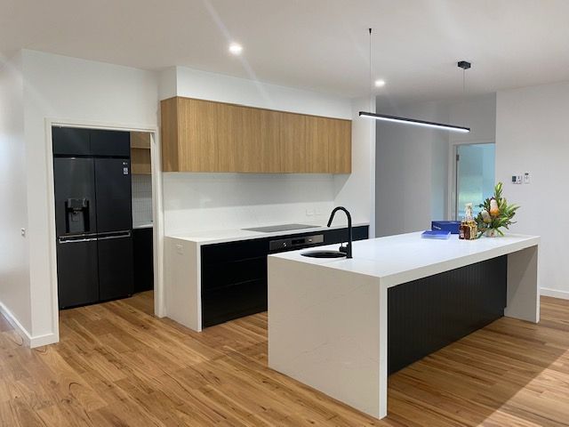 Raymond+kitchen