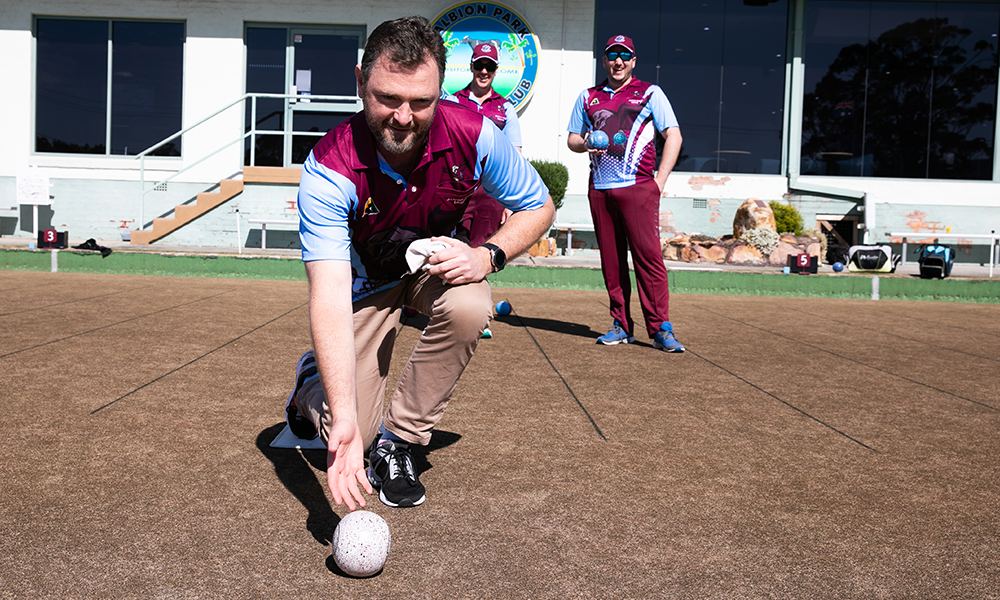 bowls club for competition, social and barefoot bowling