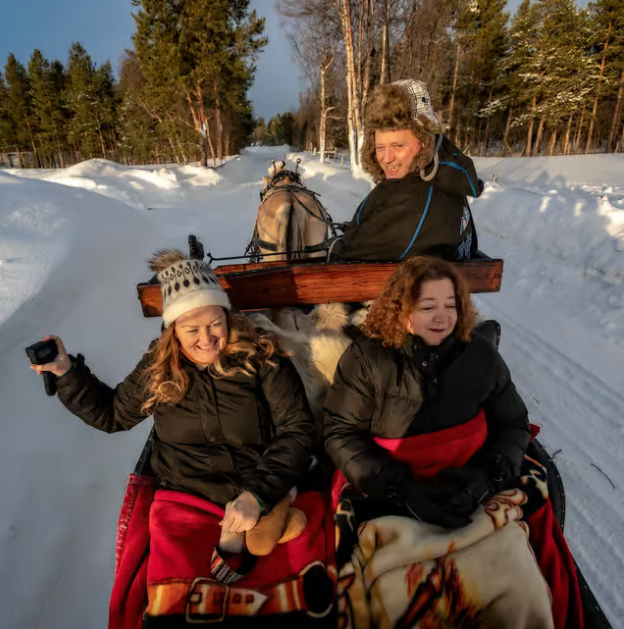 reindeer ride in Alta