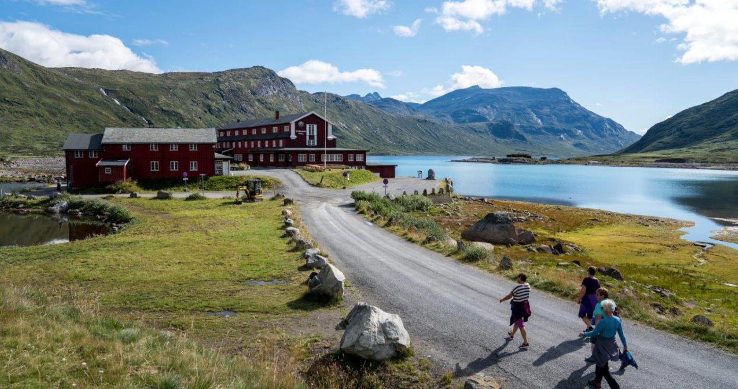 Hiking in Jotunheimen