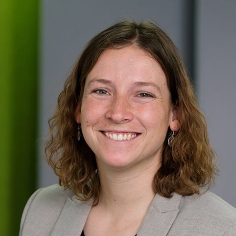 Das Bild zeigt eine Frau
