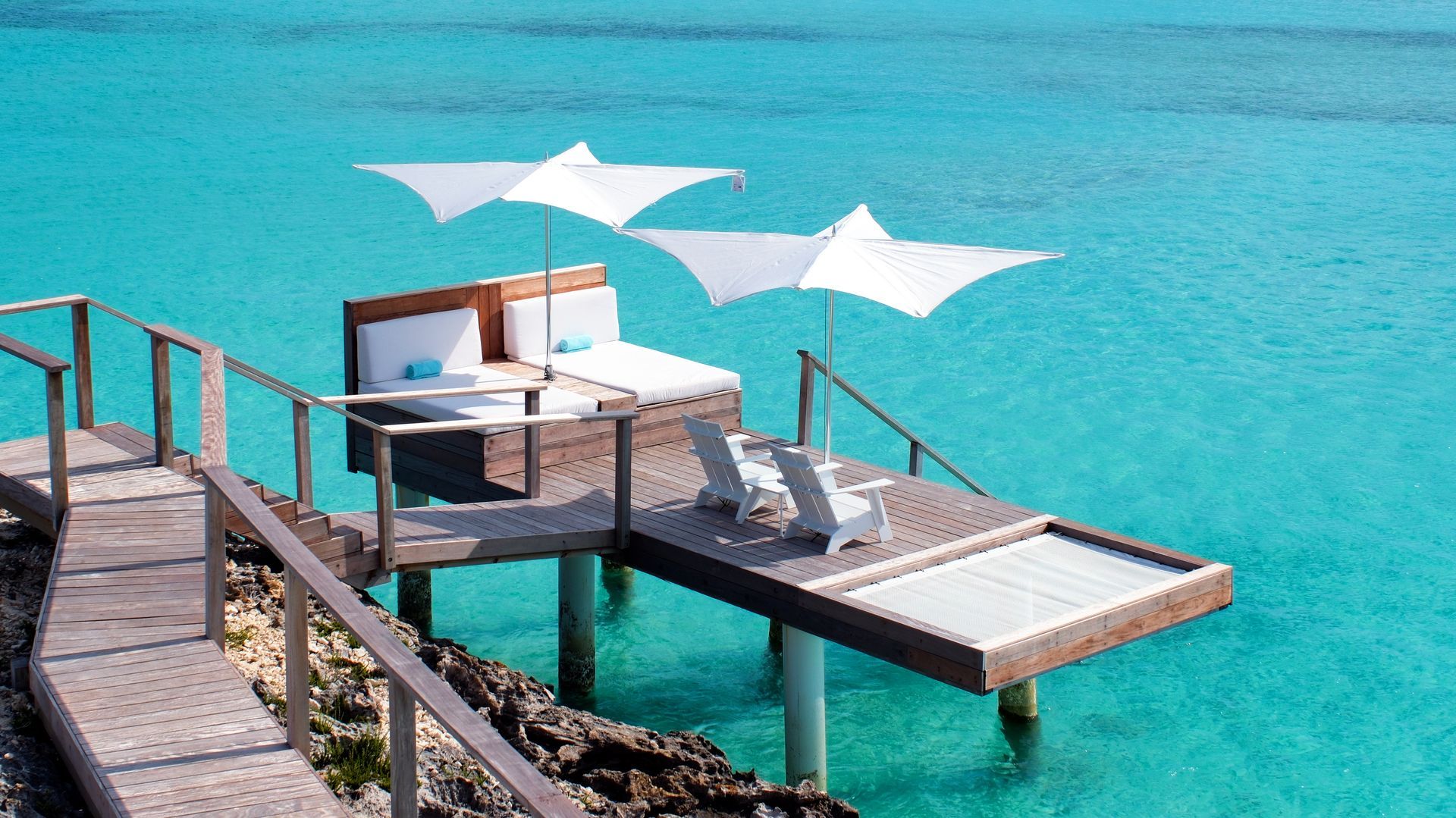 Six Bedroom Azure Villa