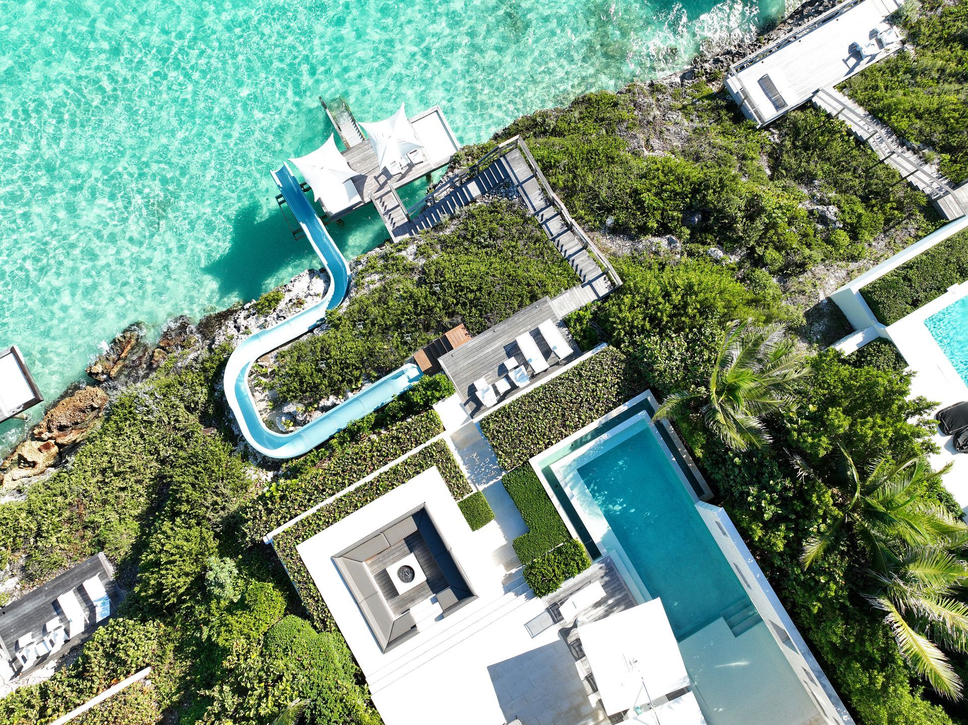 Five Bedroom Amuse Villas With Two Pools + Sun Deck + Water Slide + Beach