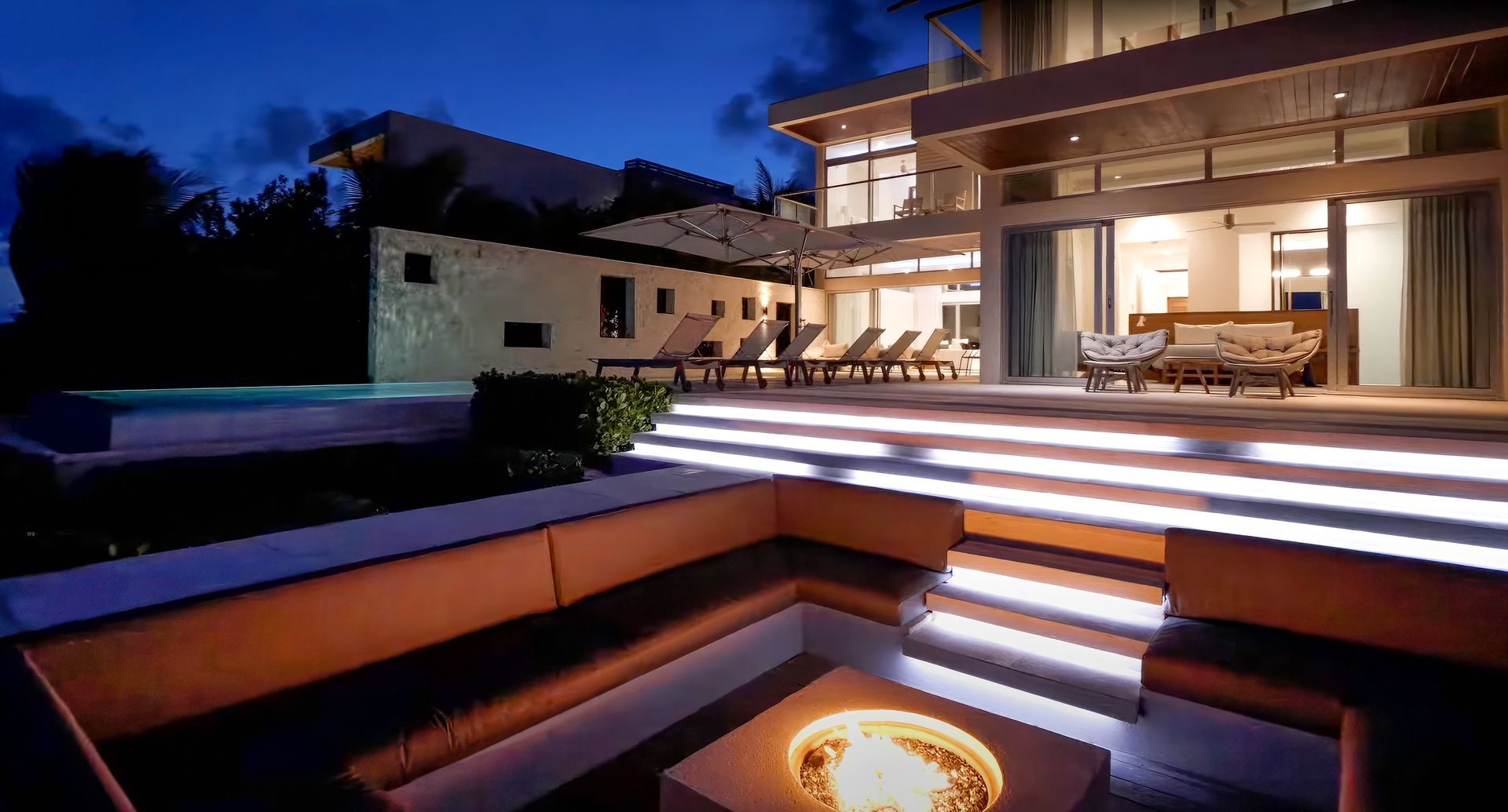 Four Bedroom Amuse Villas With Two Pools + Sun Deck + Water Slide + Beach