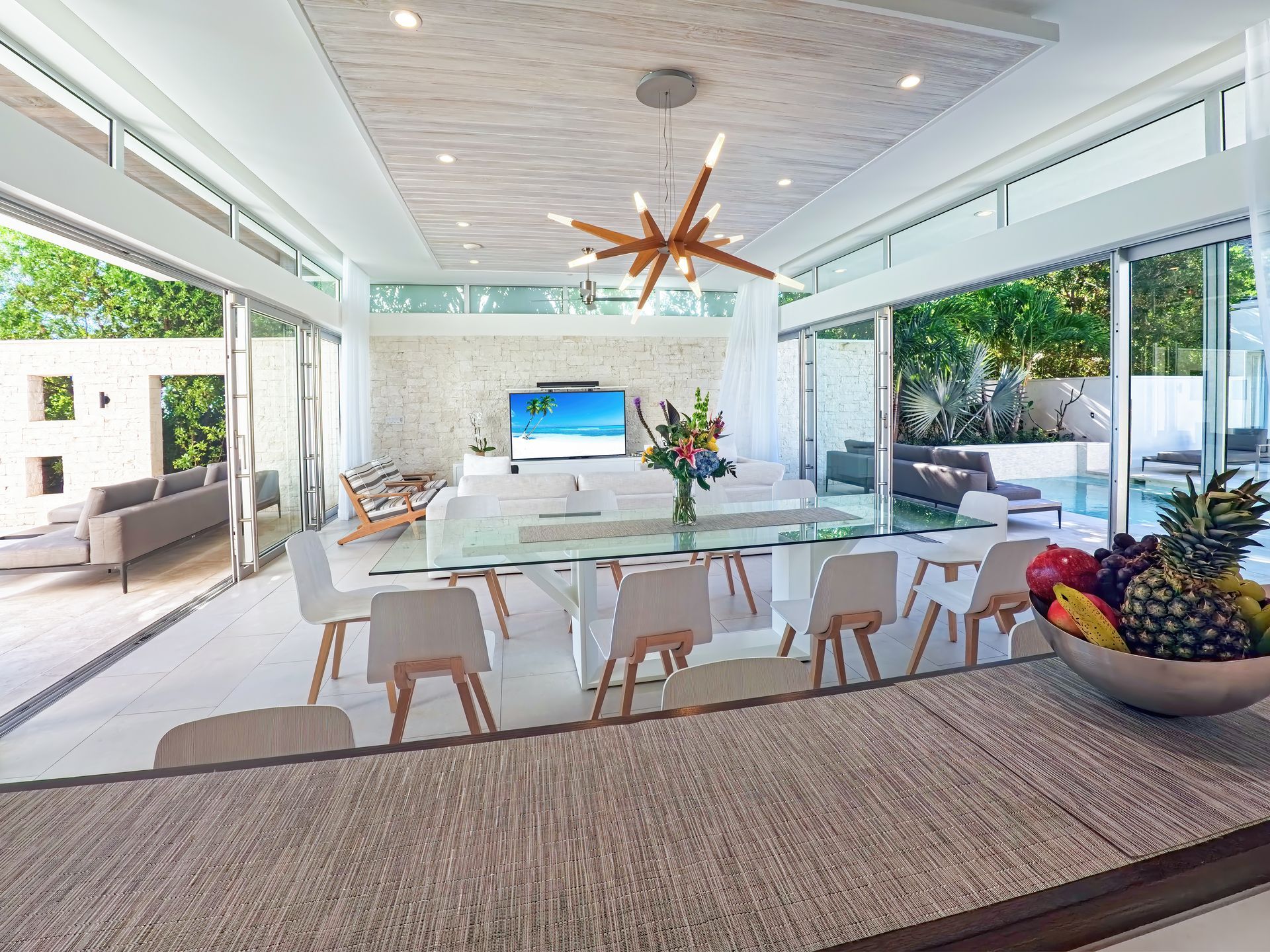 Five Bedroom Amuse Villas With Two Pools + Sun Deck + Water Slide + Beach