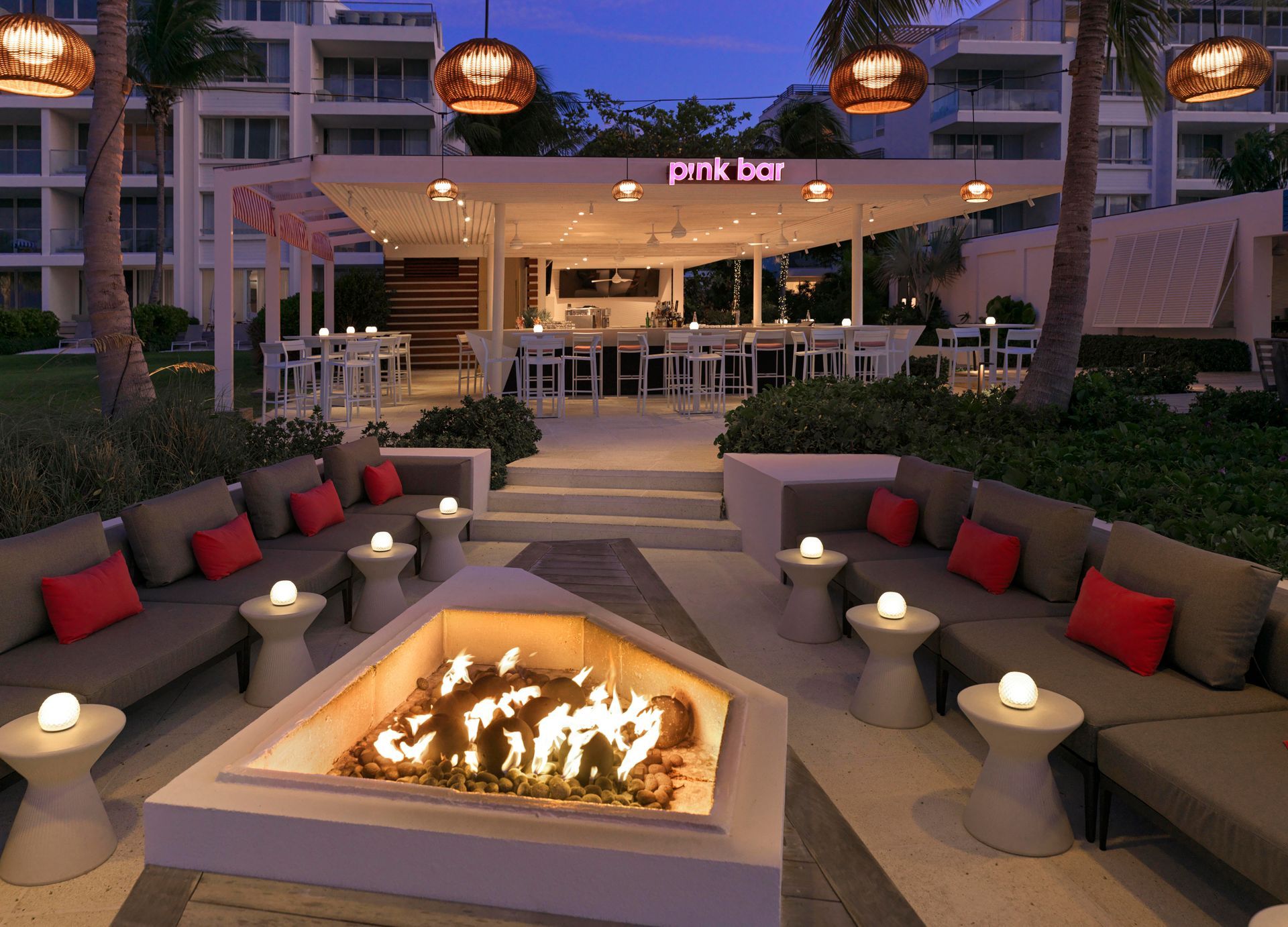 Pink Bar
