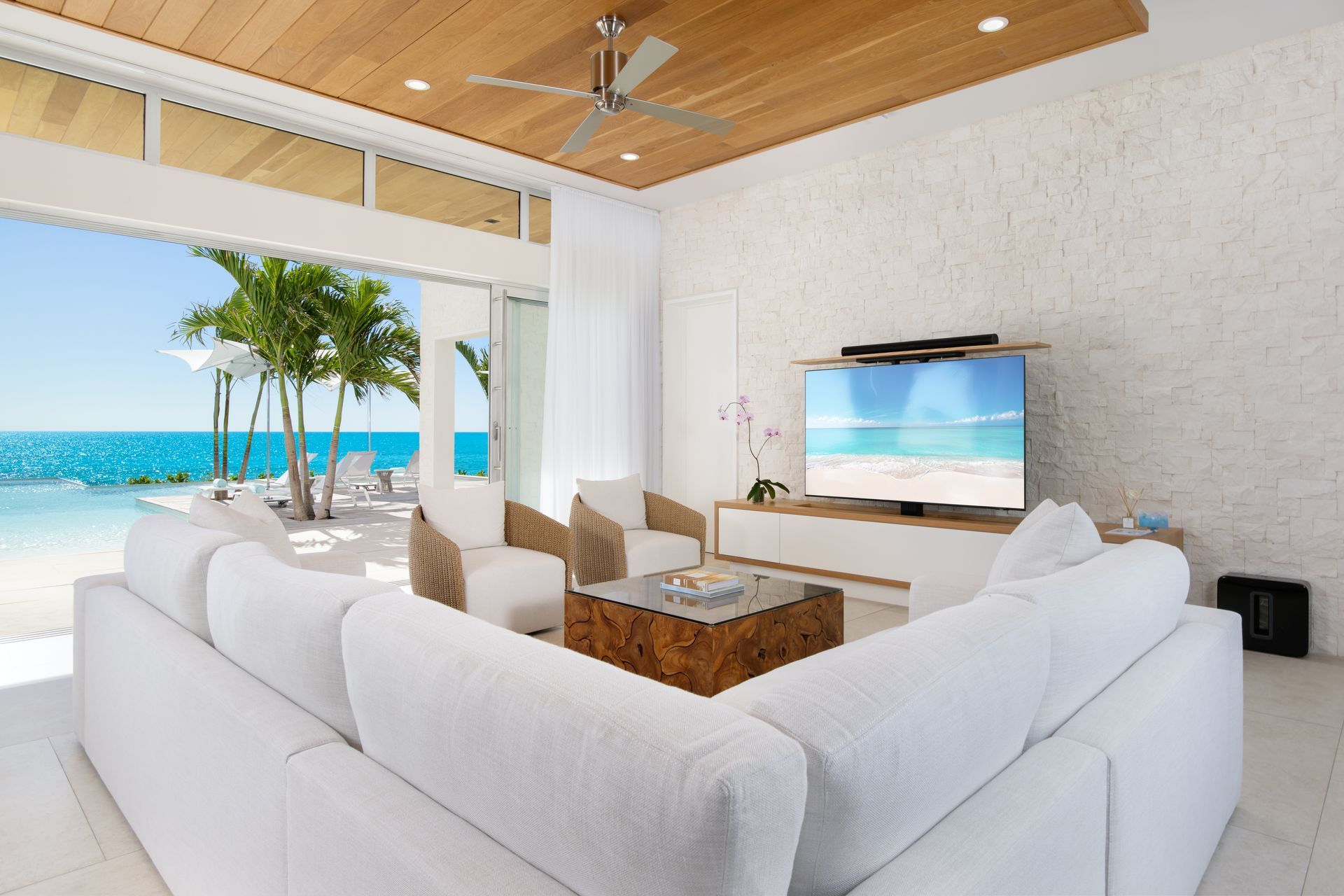Six Bedroom Azure Villa