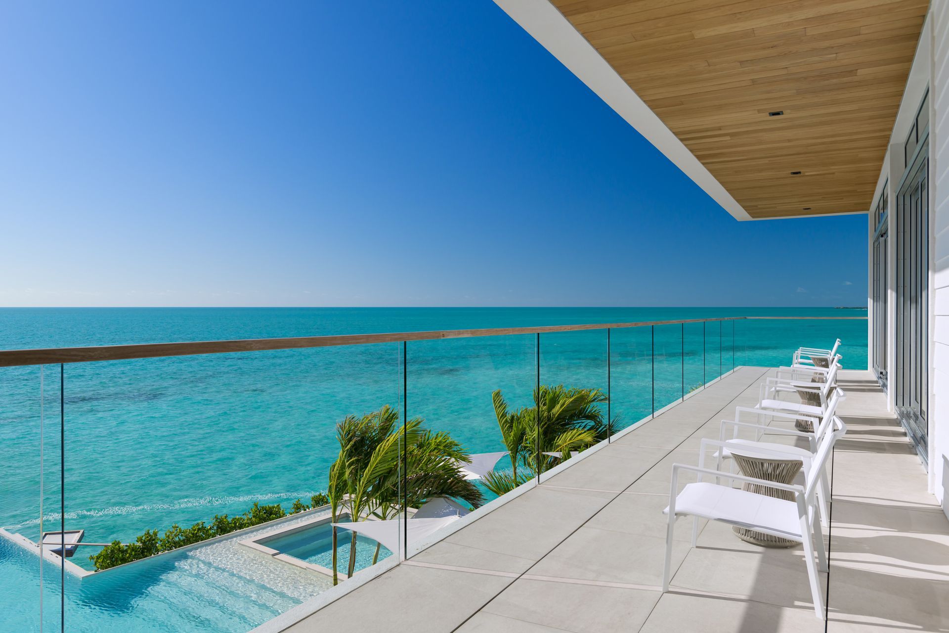 6 bedroom Azure Villa