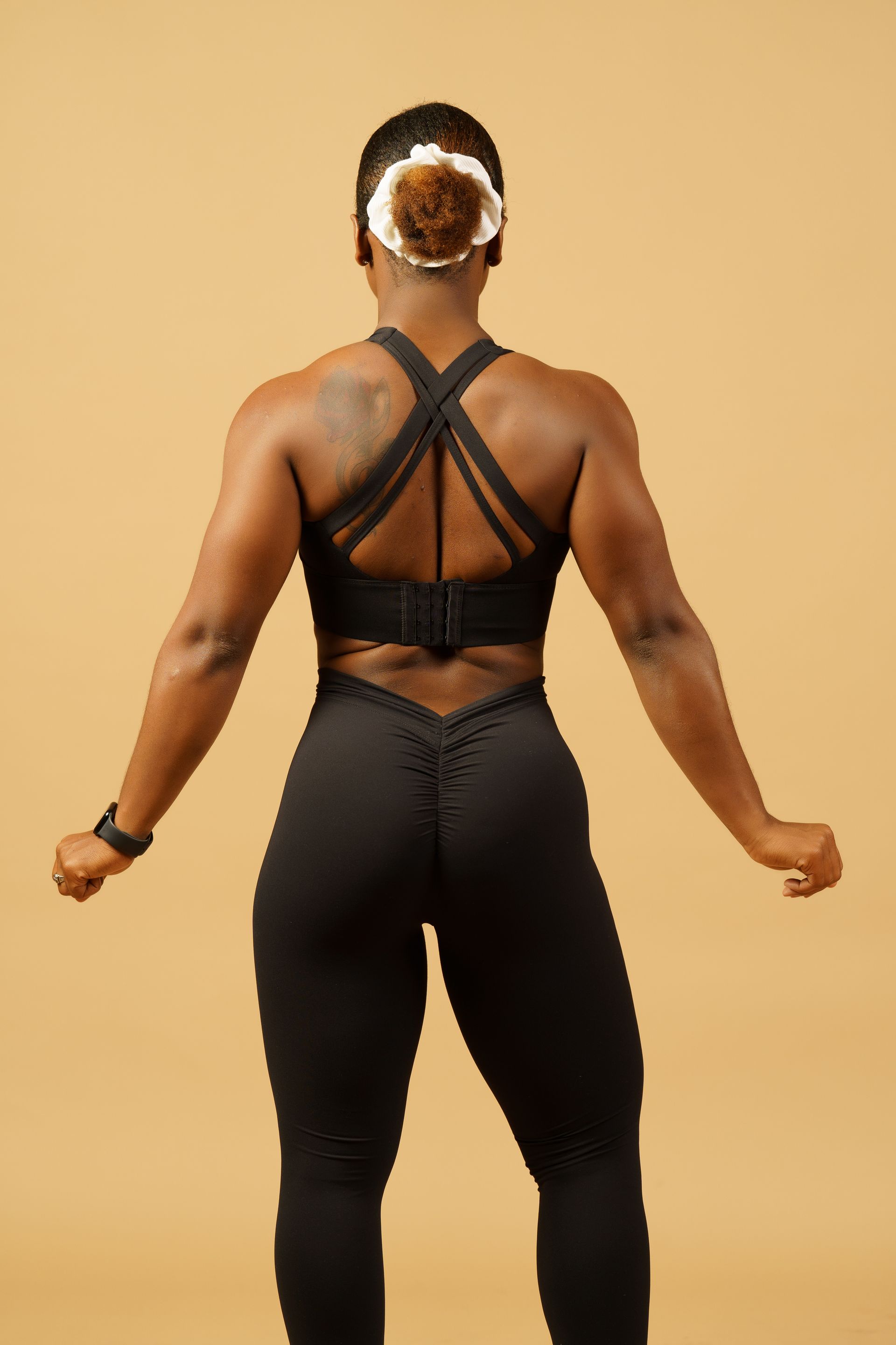 V-Back Leggings