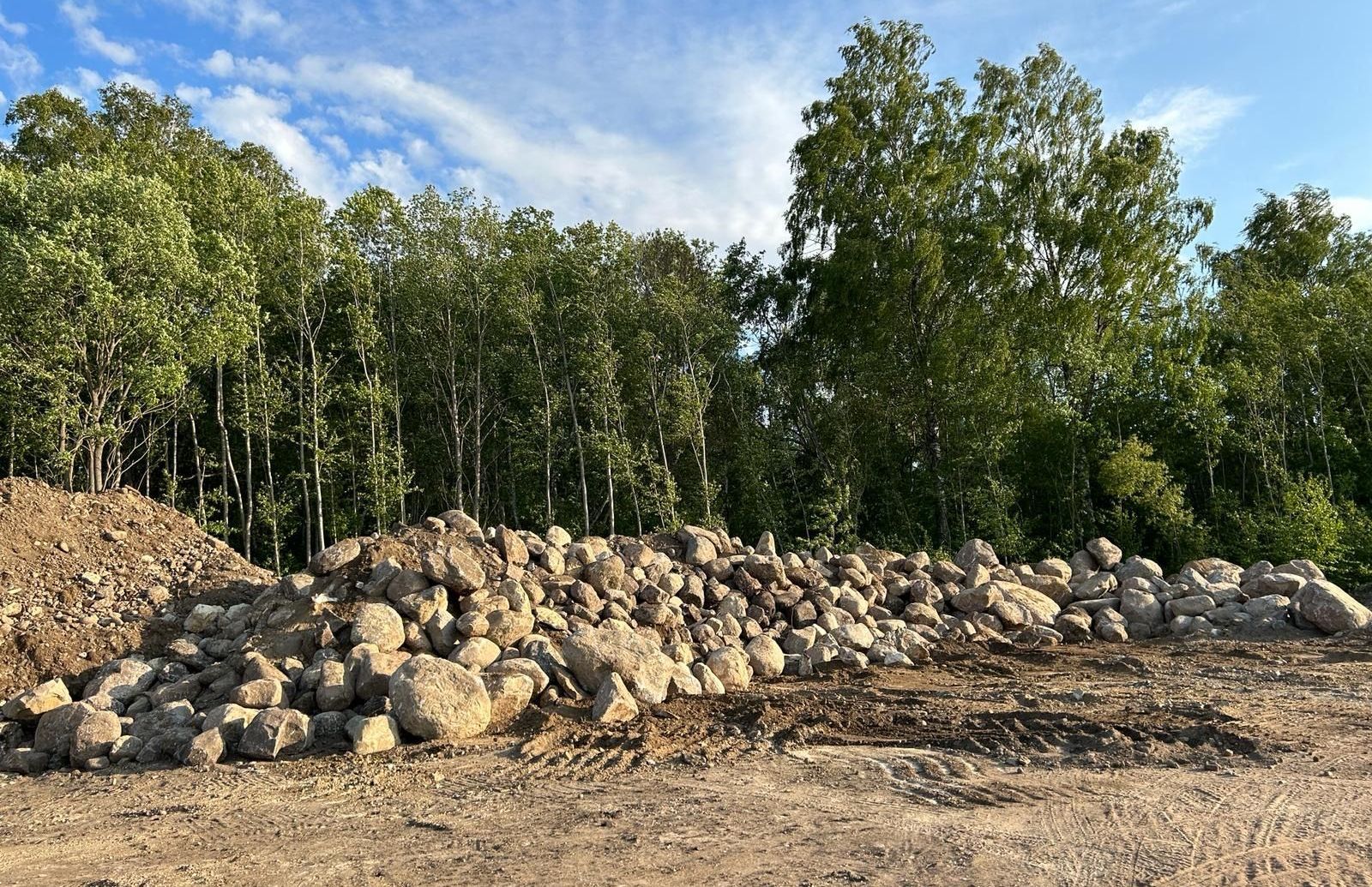 Maakivi