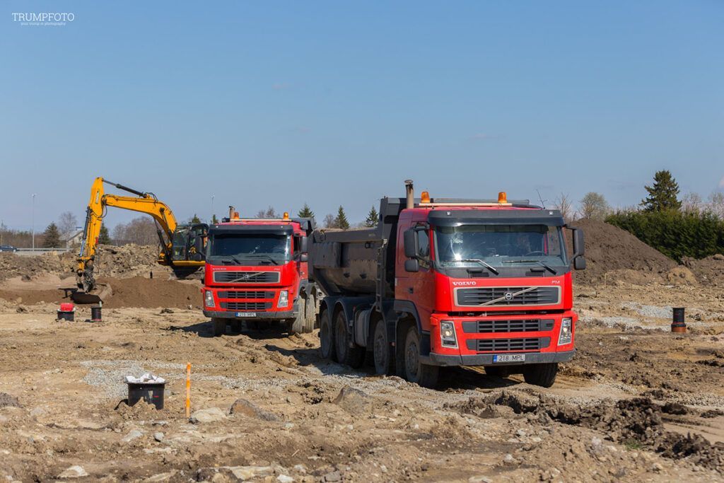 Kallurid Volvo FM400 8×4