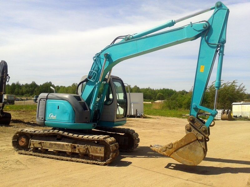 Ekskavaator Kobelco 135SR – 13T