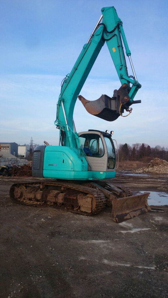 Ekskavaator Kobleco SK200 – 21T
