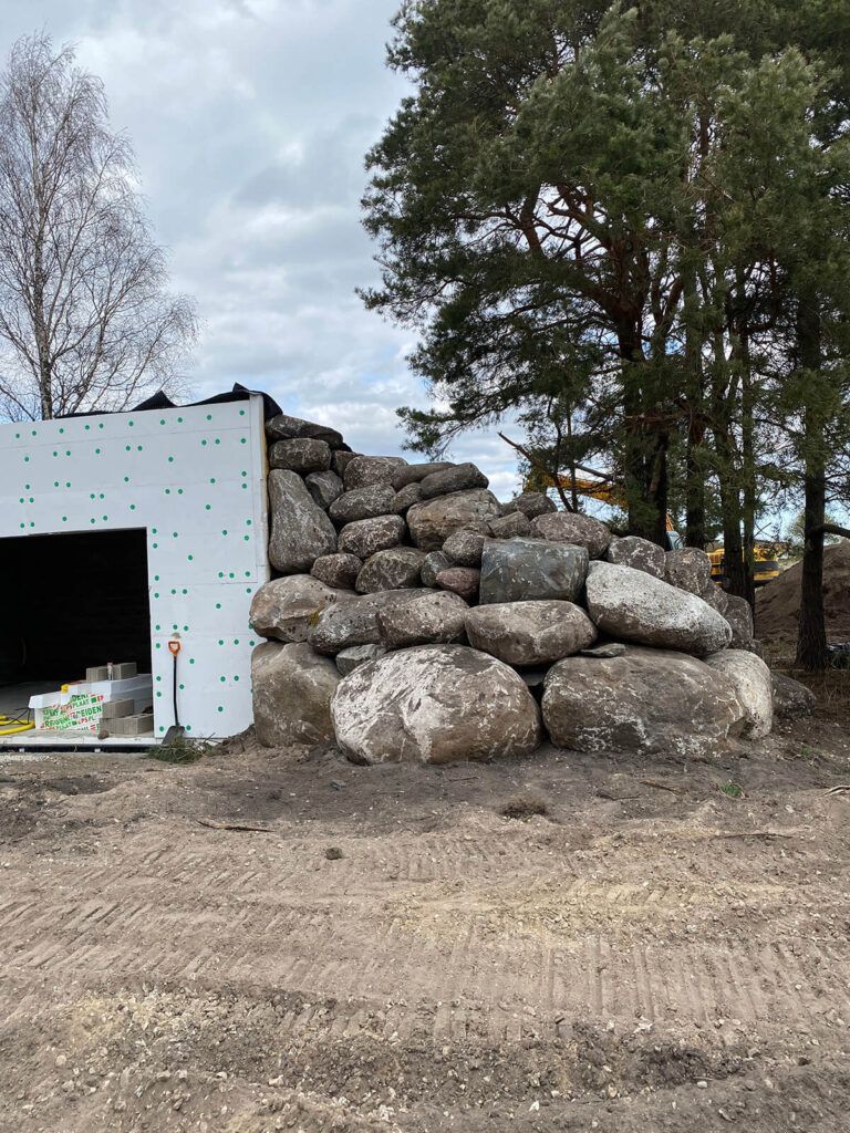 Maakivitööd
