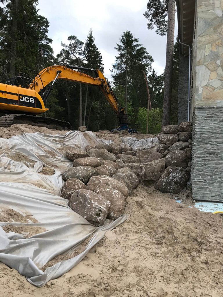 Maakivitööd