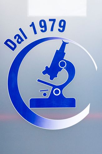Microscopio per analisi clieniche